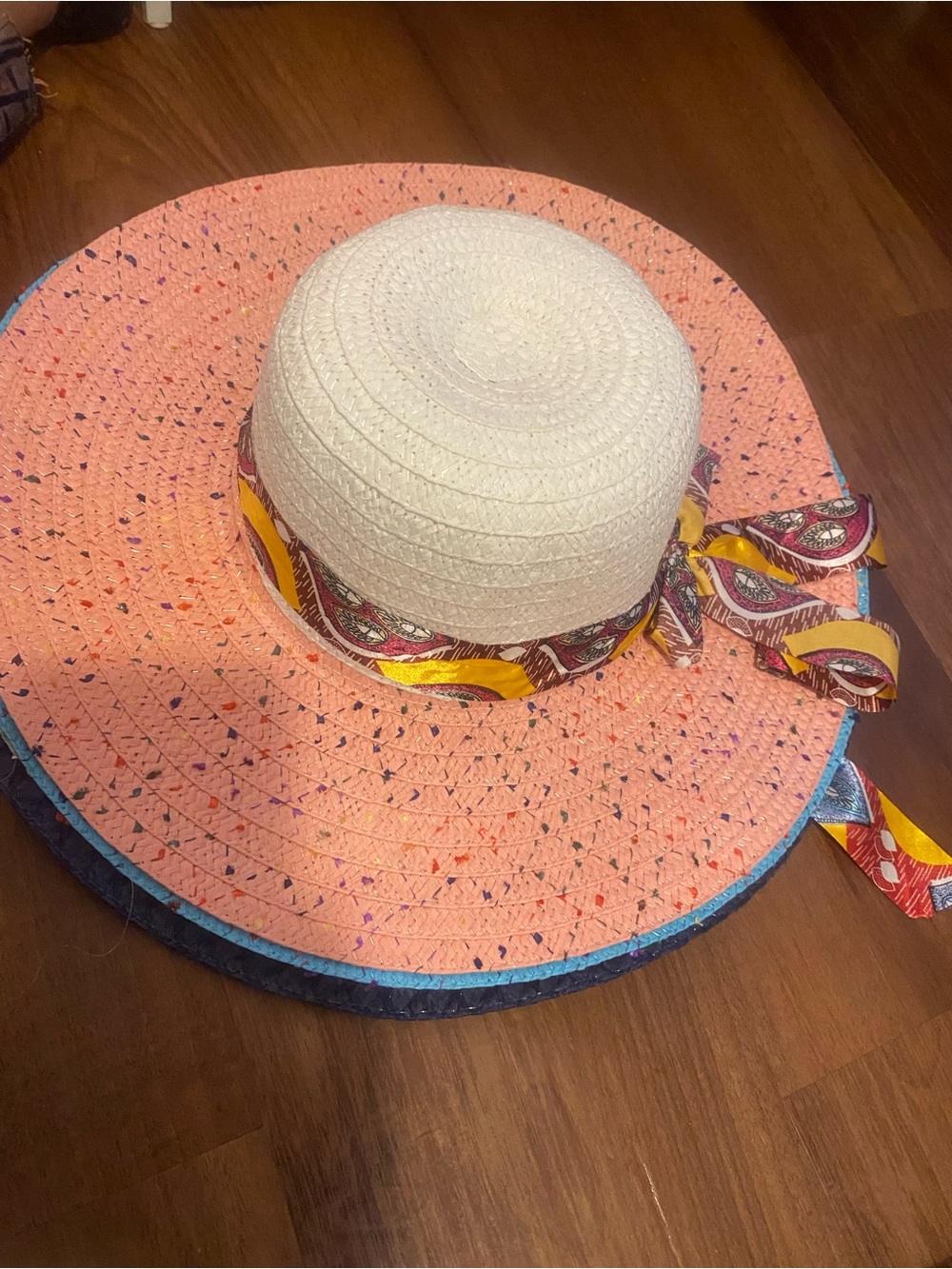 Women’s Straw Sun Hat with Pink Brim and White Crown